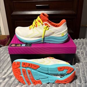 Women's Multicolor Running Shoes